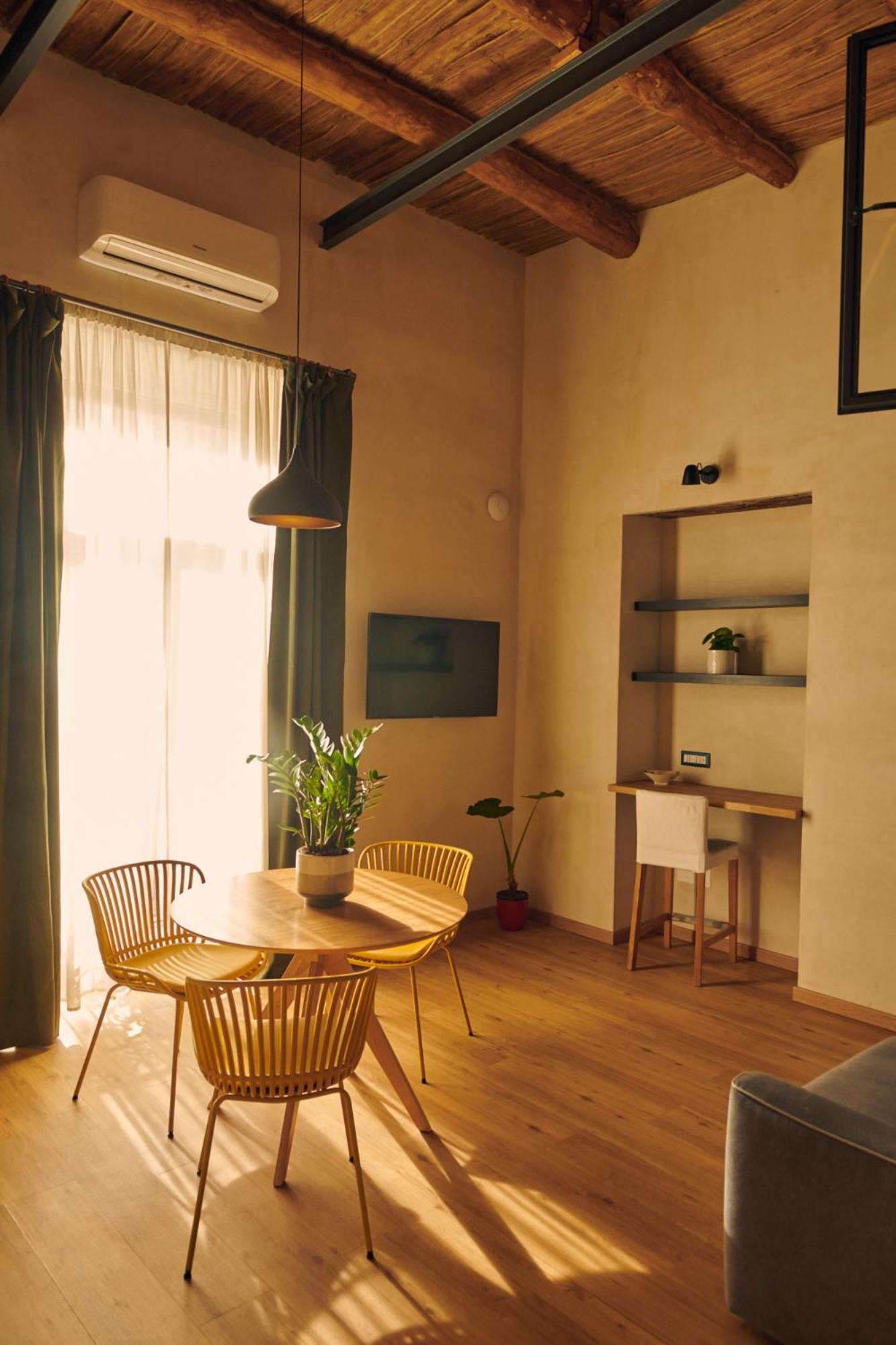 Dada Home, Loft Di 38 Mq Tra Napoli E Pompei Портічі Екстер'єр фото